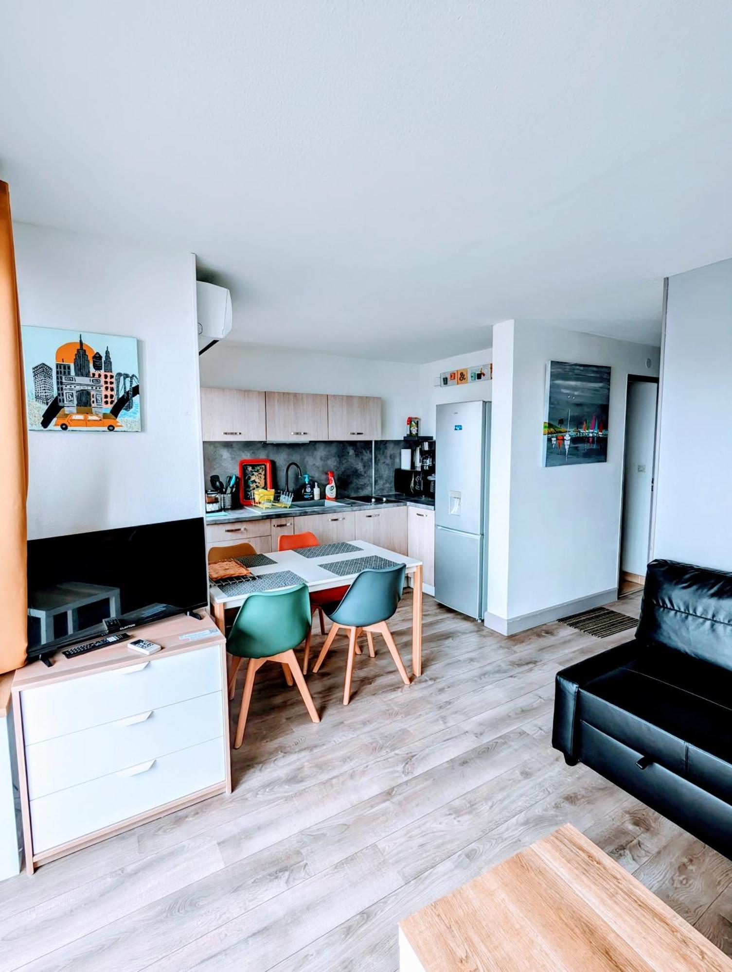 T2 Climatise Vue Sur Mer, Wifi, Piscine Et Parking Sete Bagian luar foto